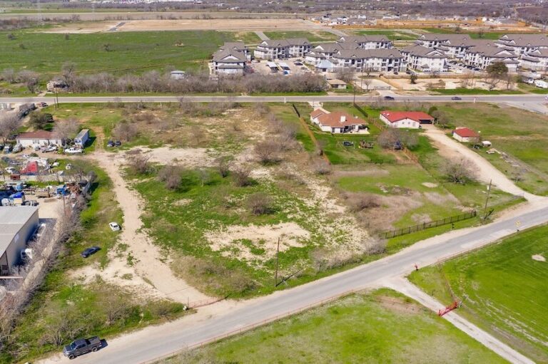 aerial view of somerset road in von ormy tx
